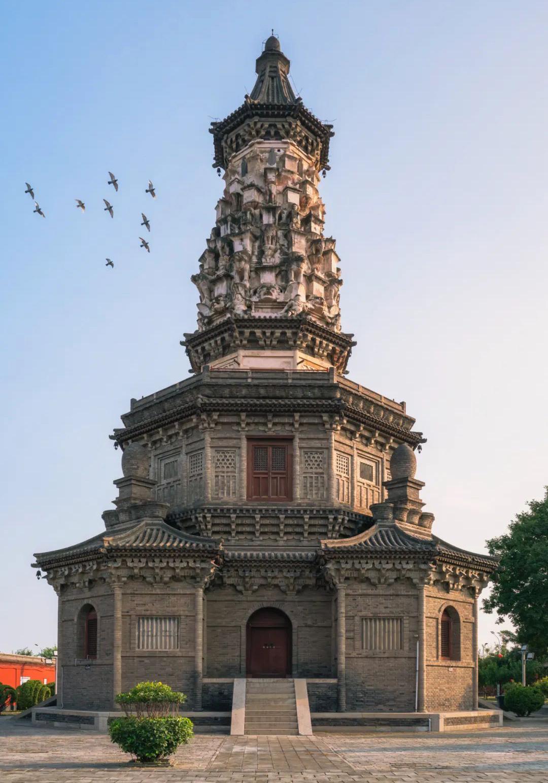 Huata Tower at Guanghui Temple. China, Jin dynasty, 1115–1234 [1080x1543]