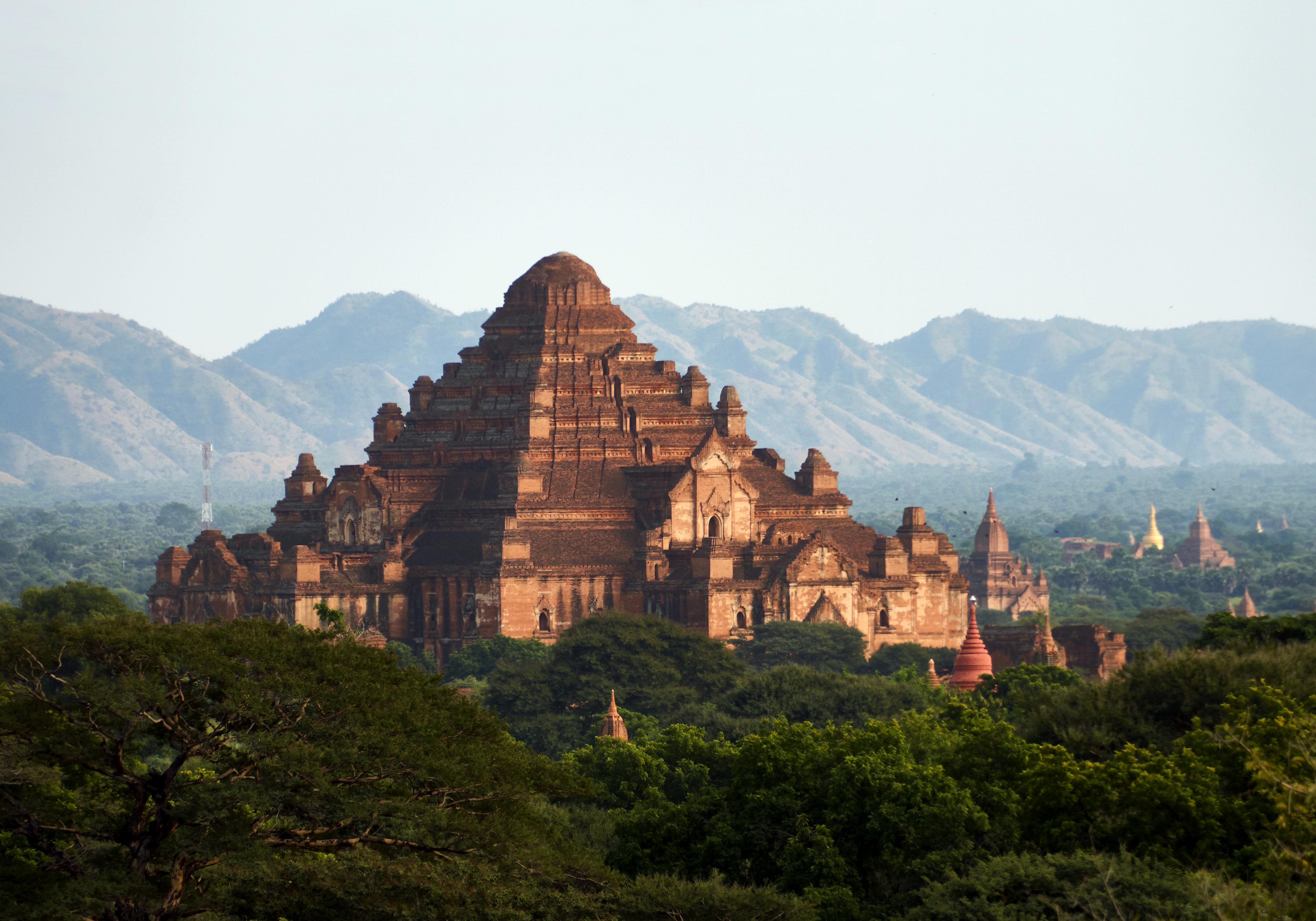 Dhammayangyi Temple. Bagan, Myanmar, 1170 AD [4000x2800]